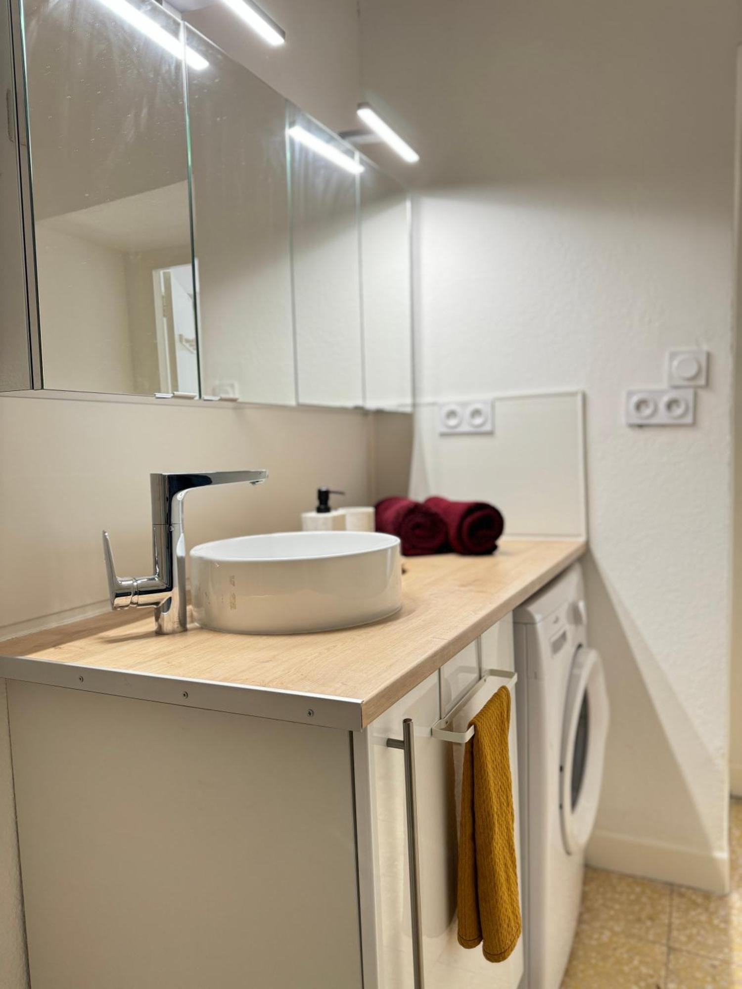 Appartement Agreable 4 Pers A 5 Km De La Plage Сіжан Екстер'єр фото
